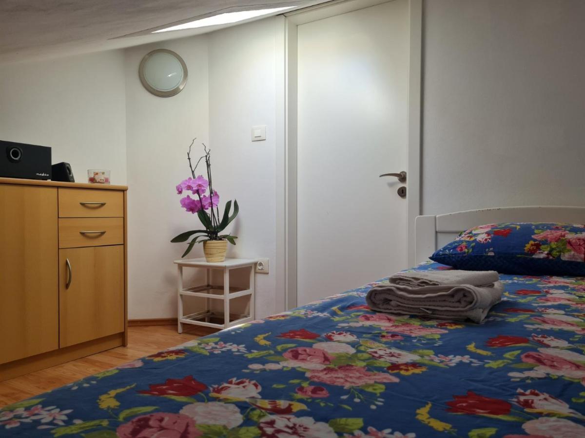 Apartments Dilja มาลินสกา ภายนอก รูปภาพ