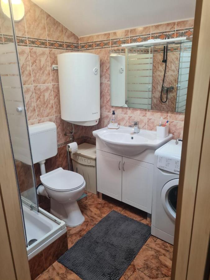 Apartments Dilja มาลินสกา ภายนอก รูปภาพ