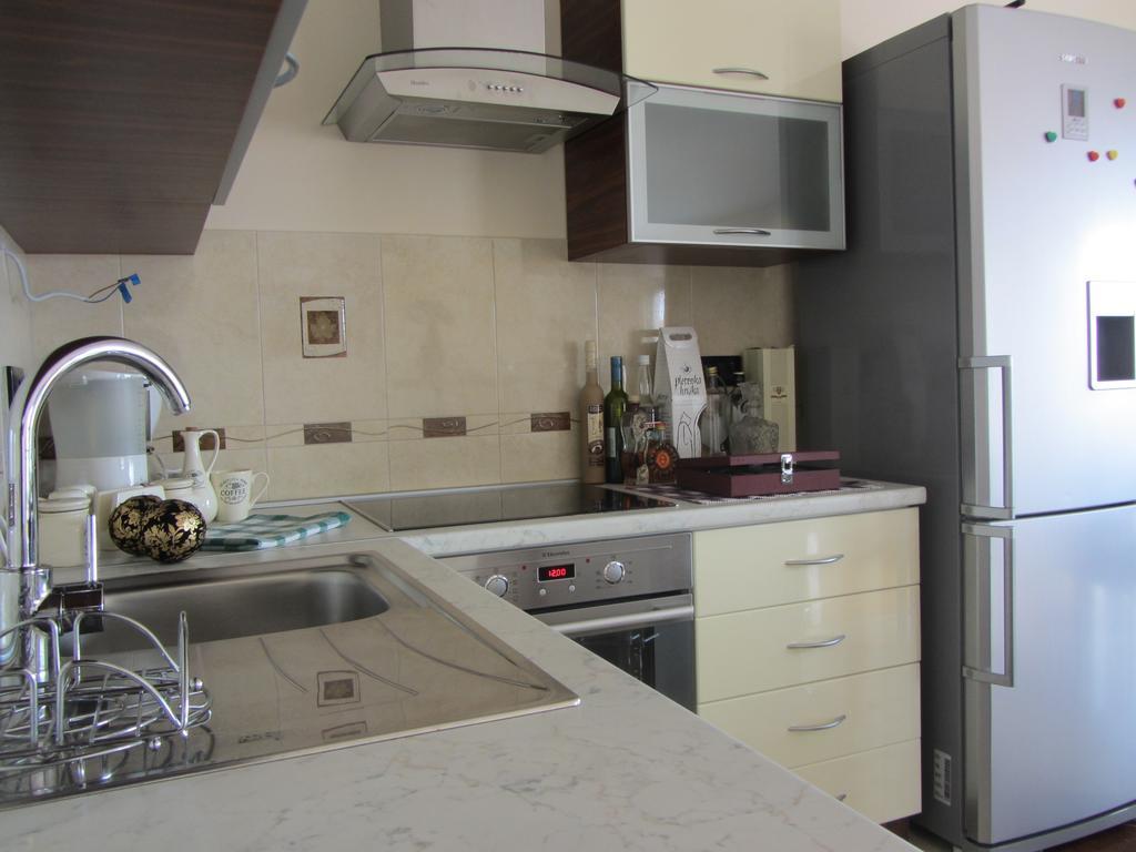 Apartments Dilja มาลินสกา ห้อง รูปภาพ