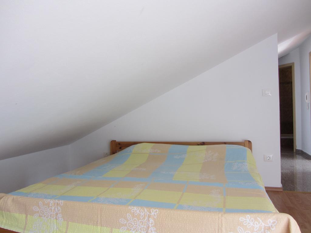 Apartments Dilja มาลินสกา ห้อง รูปภาพ