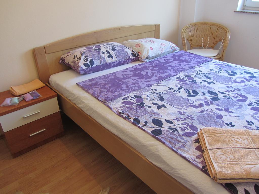 Apartments Dilja มาลินสกา ห้อง รูปภาพ