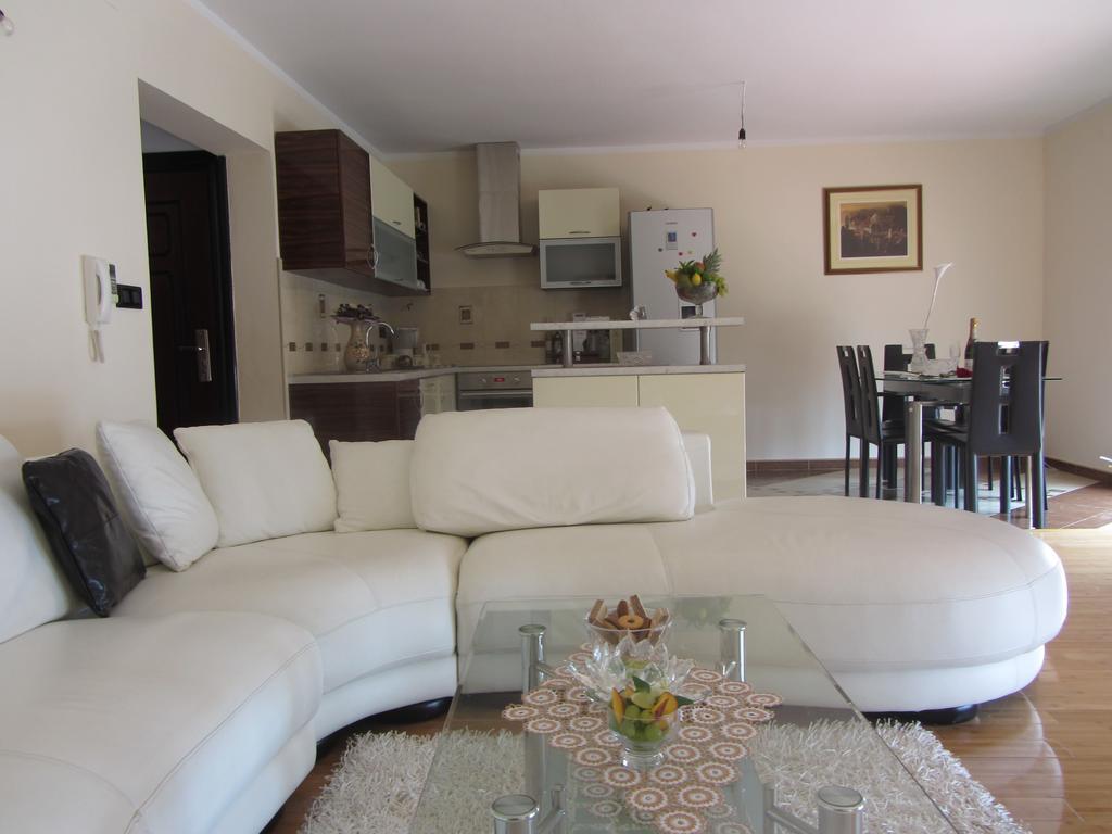 Apartments Dilja มาลินสกา ภายนอก รูปภาพ